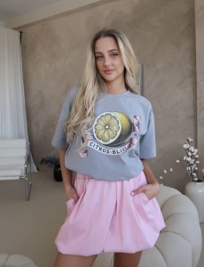 Damski T-shirt Citrus bliss – szary